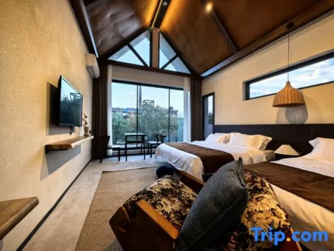 Twin Family Attic Cottage
