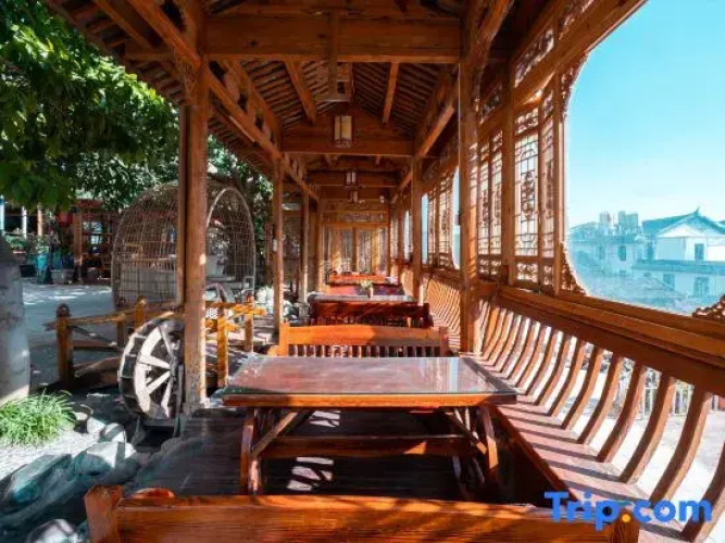 Jizushan Funinglou Boutique Inn