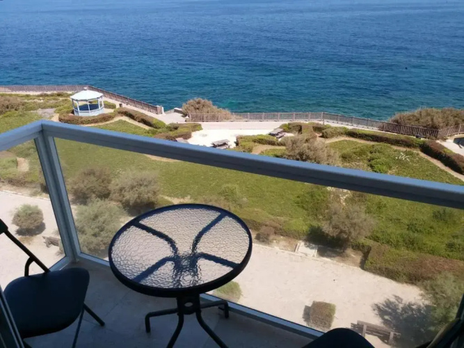Seafront Apartment No 10 Marsalforn
