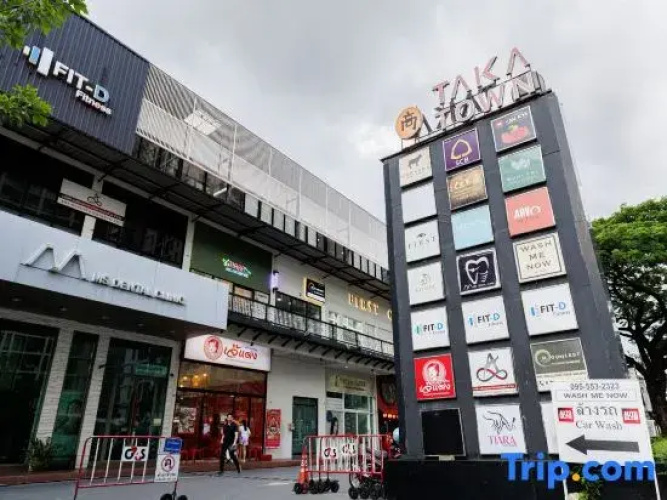 Thonglor Executive Apartment Bangkok