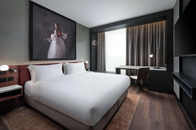 Radisson RED Galway