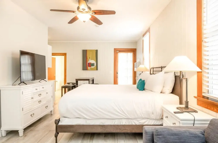 The Bartlum Luxury Studio In Prime Location
