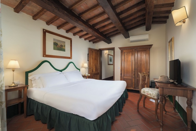 Superior room