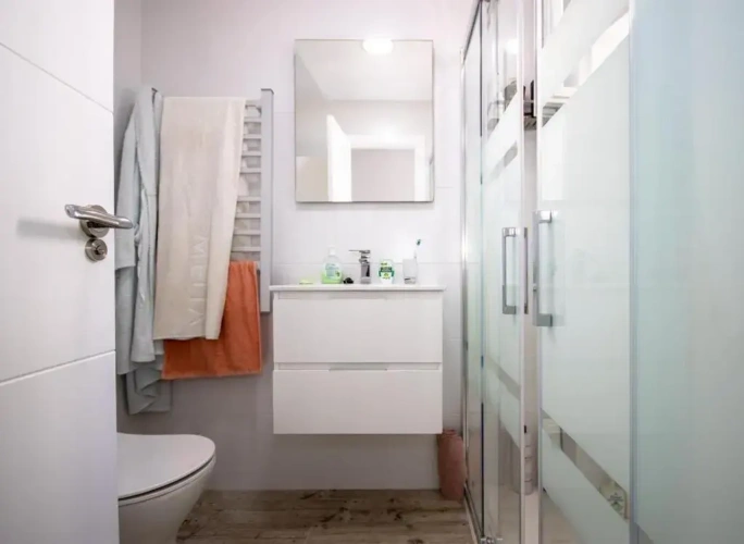 2 Bedrooms Cottage