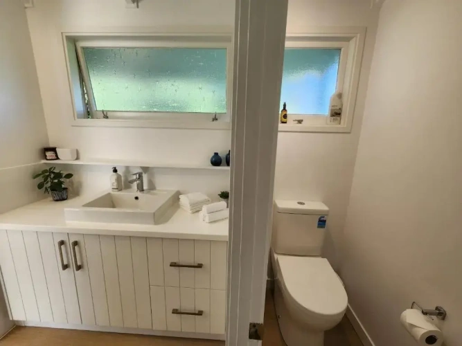 2 Bedrooms Cottage