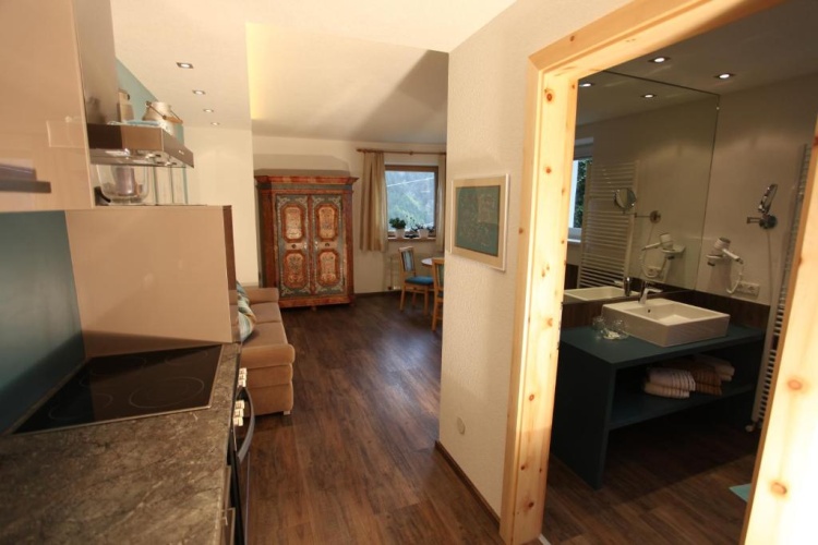 1 Bedroom Apartment with balcony