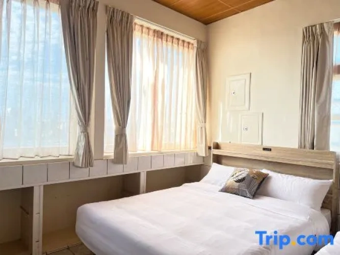 Standard Quadruple room with balcony