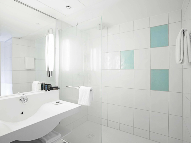 Novotel Zurich Airport Messe photo 8