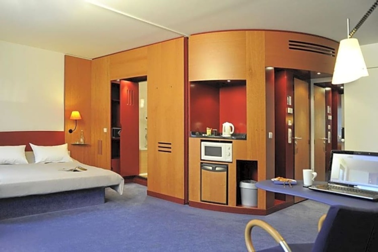 Standard Suite