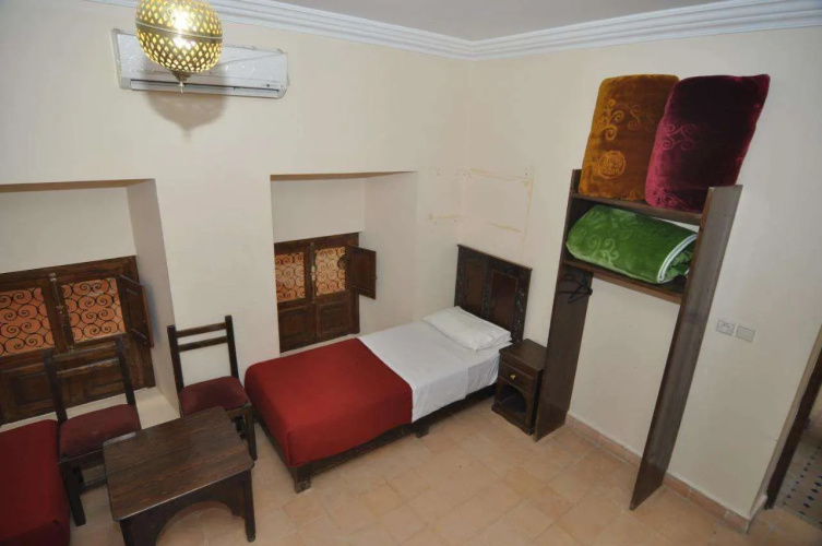 Hotel Cecil