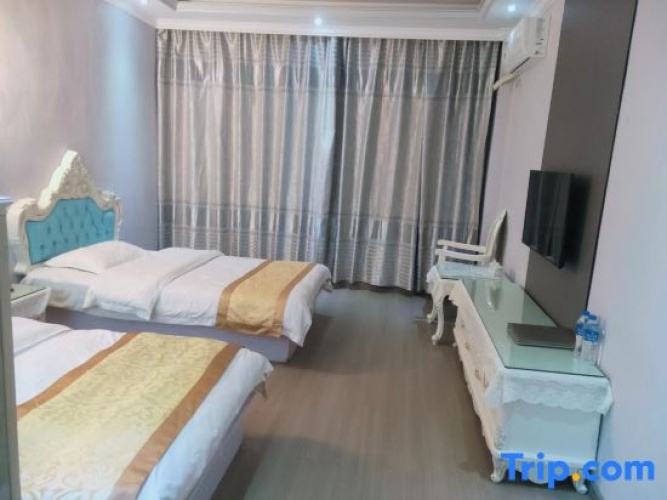 Deluxe Family room