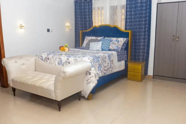 Philade Glorified Airbnb