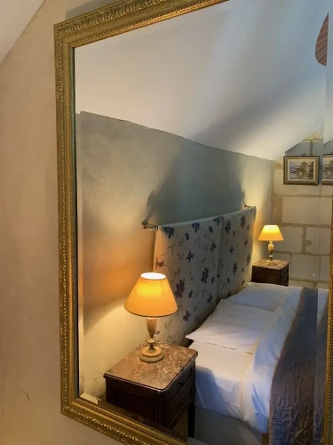 Comfort room