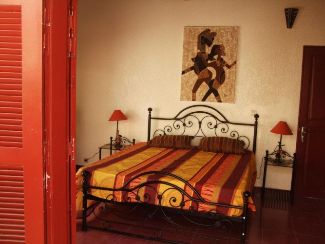 2 Bedrooms Bungalow