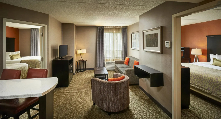 Staybridge Suites Hamilton Downtown by IHG