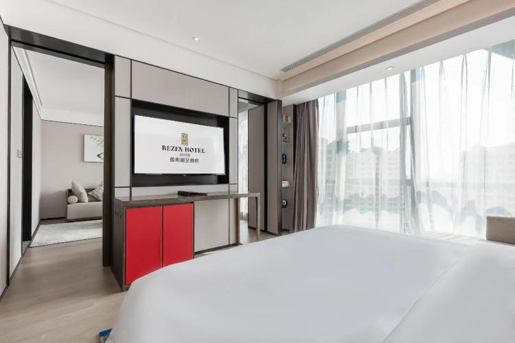 Rezen Hotel Aoyue