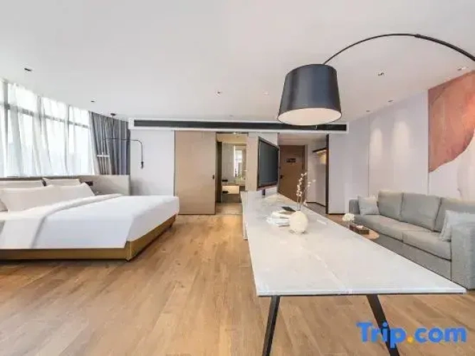 Deluxe Double Suite