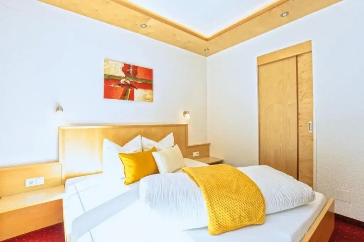 1 Bedroom Apartment with balcony