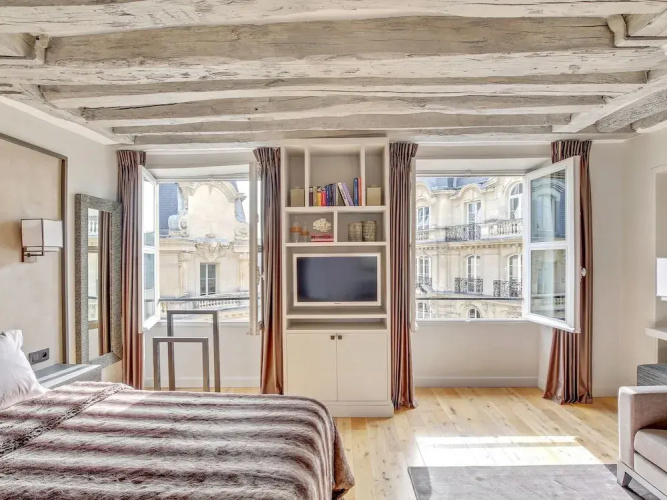 Luxury Apartment Paris Louvre