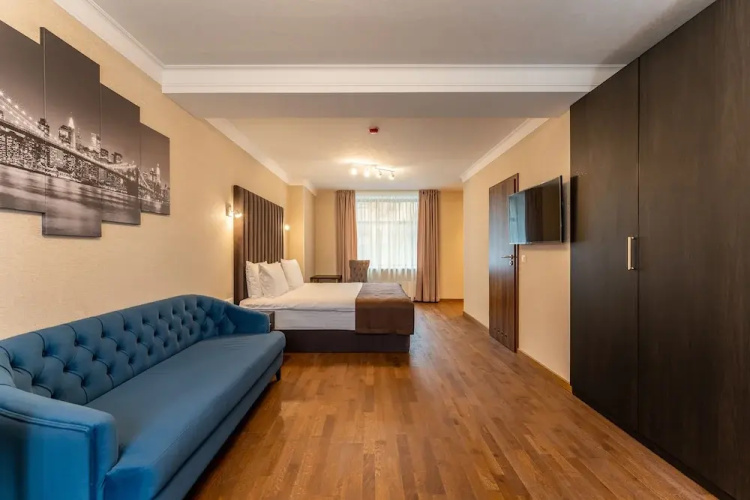 Aparthotel Plaza KG