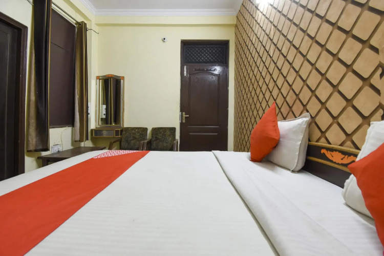 OYO 76394 Hotel Basanti