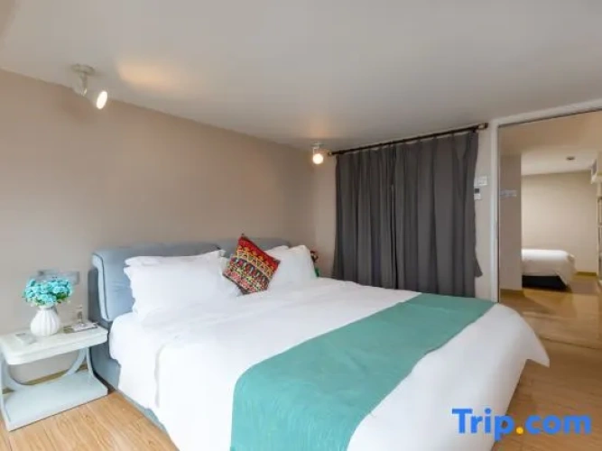 2 Bedrooms Business Duplex Suite