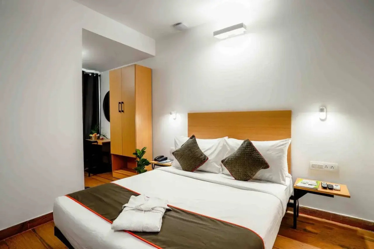 Magnum Resort