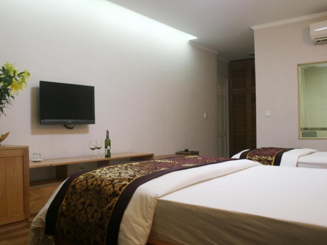 Standard Family room