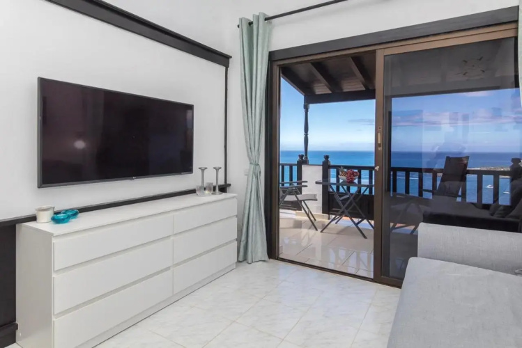 Sunset Dream Bungalow with balcony sea view.