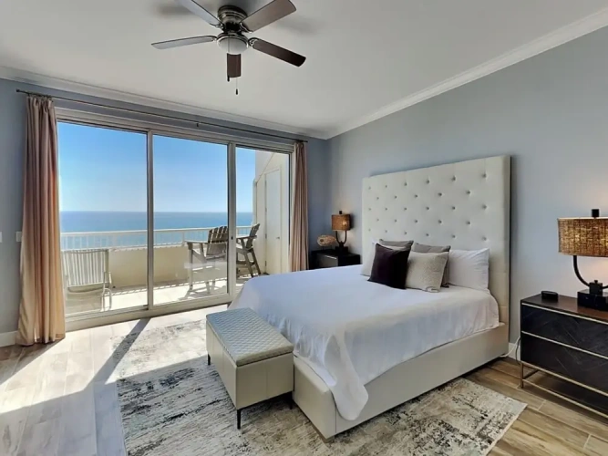 3 Bedrooms Studio