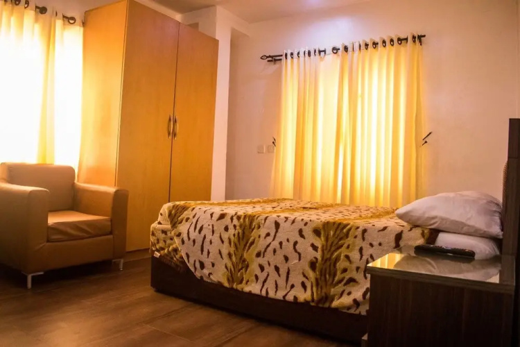 Exquisite Suites & Conference Centre