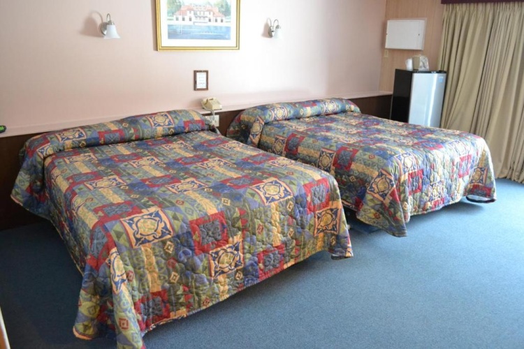 Deluxe Quadruple room with balcony and with view