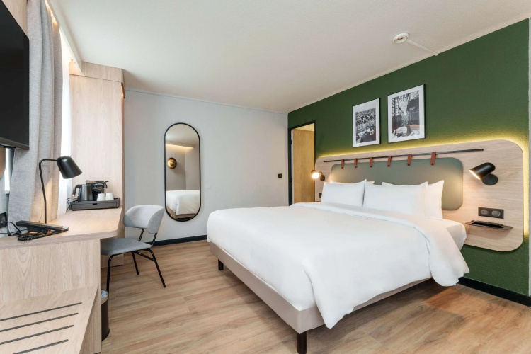 Hôtel Restaurant Campanile Paris 19 - La Villette
