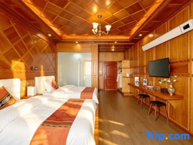 Deluxe Twin room with mountain view