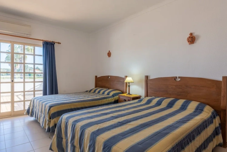 3 Bedrooms Villa