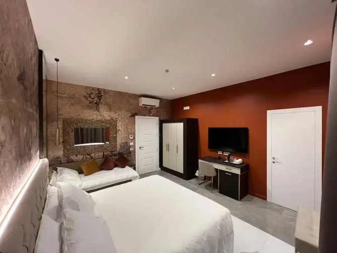 Adelaide Suite Dreams