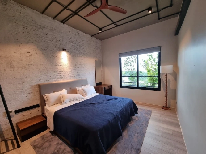 4 Bedrooms Executive Penthouse room