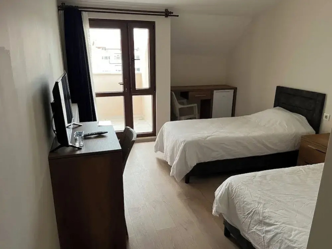 Banaz Eren Otel