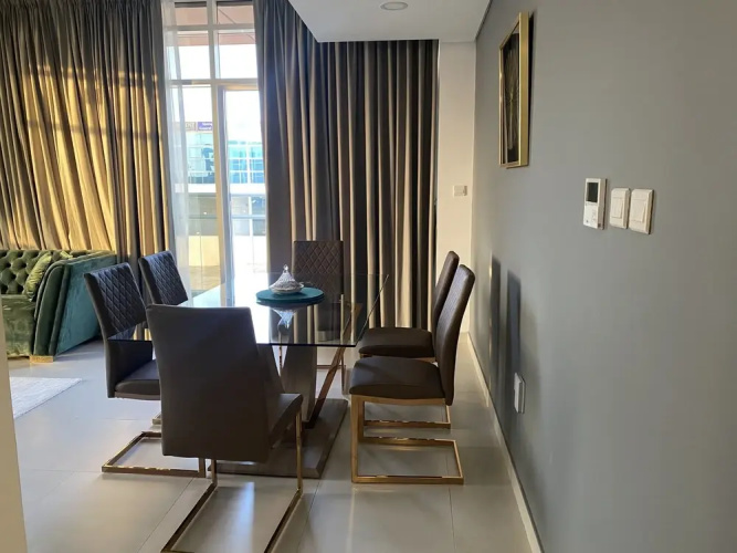 La mer Specious Apartment
