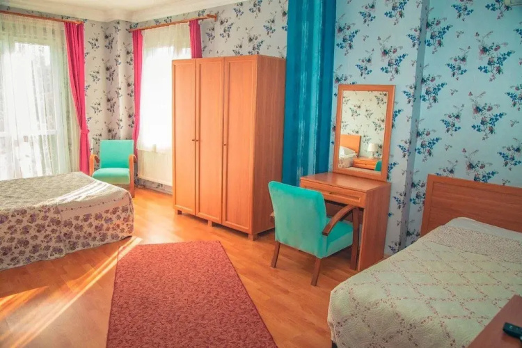 Azim Otel