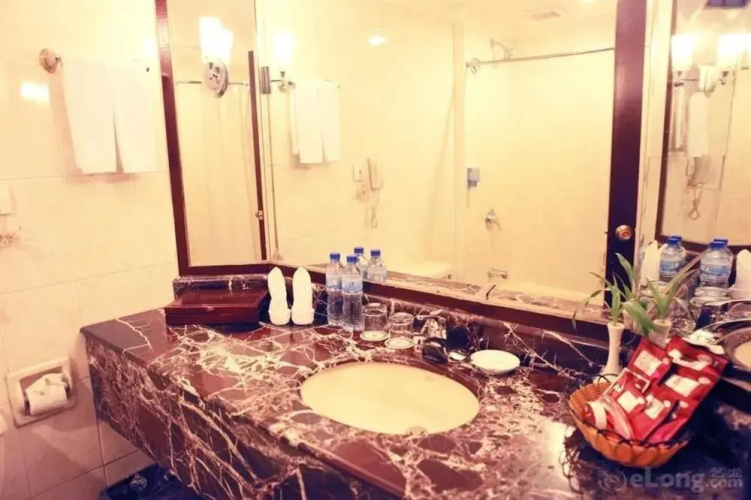 Junyao Hotel