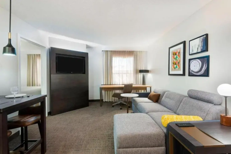 1 Bedroom Double Suite
