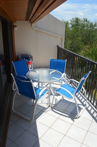 2 Bedrooms Comfort room with view