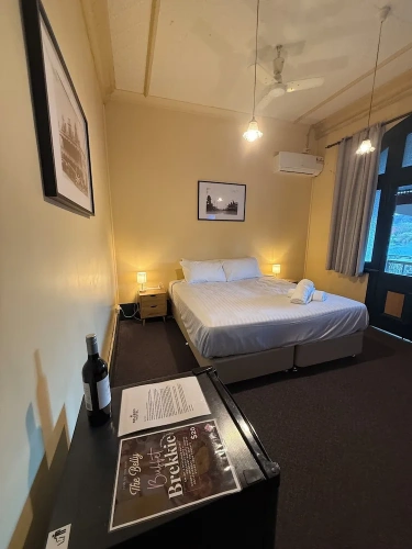 Comfort room