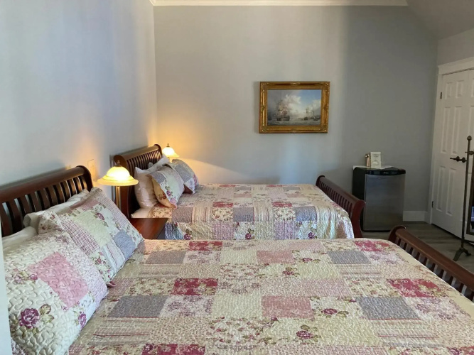 Lunenburg Arms Hotel and Spa