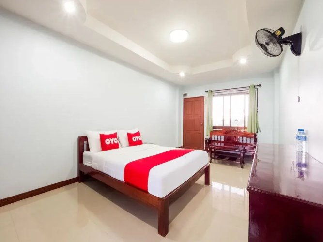 OYO 1087 Udom Khomkham Apartment