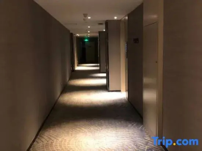 Zhishang Hotel