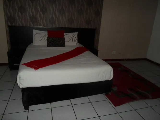 Serena Hotel