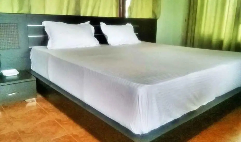 Sahaj Hotel
