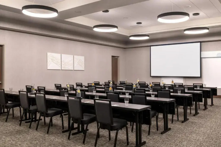 Home2 Suites By Hilton Denver Downtown Convention